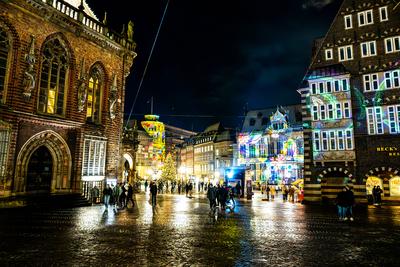 Bremen, Lichter der City,  beeindruckende Lichtprojektionen und Videoinszenierungen. Unter dem Motto ?Vier Jahreszeiten? (Vivaldi)-stock-photo
