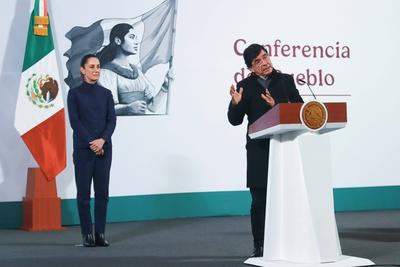 Mexico’s President Claudia Sheinbaum Briefing-stock-foto