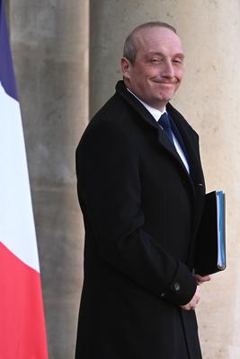First Council of Ministers of the Francois Bayrou administration, at the Elysee Palace.-stock-foto