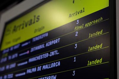 Softwareprobleme bei Einreis am Flughafen K?ln Bonn - 03.01.2025-stock-photo