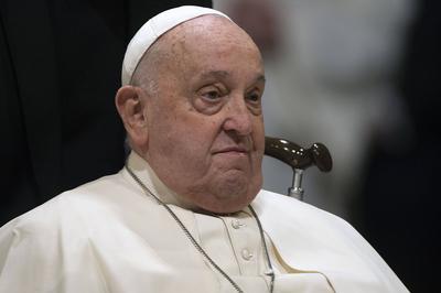 ITALY -  POPE FRQANCIS PARTICIPATES IN THE EPISCOPAL ORDINATION OF THE VICEGERENT OF THE DIOCESE OD ROME AND AUXILIARY OF THE SOUTHERN SECTOR , MONSIGNOR RENATO ATRTELLI BACCARI , IN THE ST JOHN LATERAN'S BASILICA IN ROME  - 2025/1/14-stock-foto