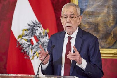 Statement Bundespr?sident Van der Bellen nach Koalitionsscheitern-stock-foto