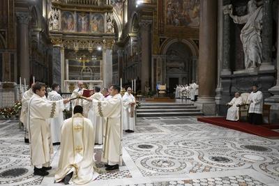 ITALY -  POPE FRQANCIS PARTICIPATES IN THE EPISCOPAL ORDINATION OF THE VICEGERENT OF THE DIOCESE OD ROME AND AUXILIARY OF THE SOUTHERN SECTOR , MONSIGNOR RENATO ATRTELLI BACCARI , IN THE ST JOHN LATERAN'S BASILICA IN ROME  - 2025/1/14-stock-foto