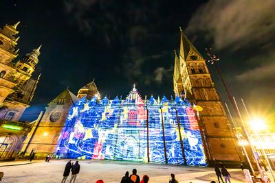 Bremen, Lichter der City,  beeindruckende Lichtprojektionen und Videoinszenierungen. Unter dem Motto ?Vier Jahreszeiten? (Vivaldi)-stock-photo