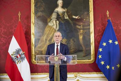 Statement Bundespr?sident Van der Bellen nach Koalitionsscheitern-stock-foto