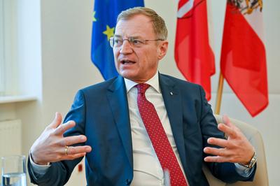 LH Thomas Stelzer (VP, Landeshauptmann Ooe)-stock-foto