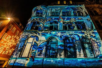 Bremen, Lichter der City,  beeindruckende Lichtprojektionen und Videoinszenierungen. Unter dem Motto ?Vier Jahreszeiten? (Vivaldi)-stock-photo
