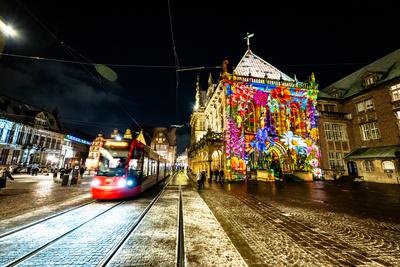 Bremen, Lichter der City,  beeindruckende Lichtprojektionen und Videoinszenierungen. Unter dem Motto ?Vier Jahreszeiten? (Vivaldi)-stock-photo