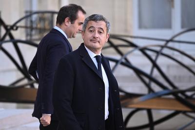 First Council of Ministers of the Francois Bayrou administration, at the Elysee Palace.-stock-foto