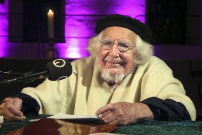 Kurz vor seinem 90 Geburtstag hat sich der Dichter Priester und Politiker Ernesto Cardenal Foto-stock-photo