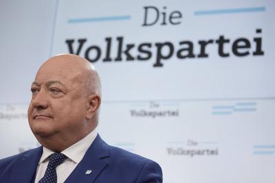 ?VP Parteivorstand nach Koalitionsscheitern-stock-photo