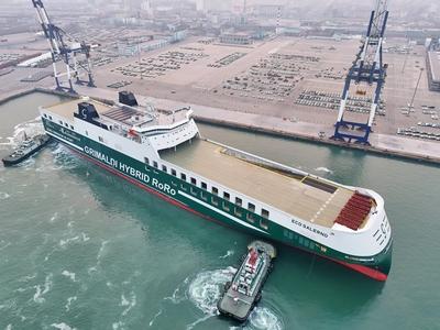 World's Largest Cargoes ro-ro Ship-stock-foto