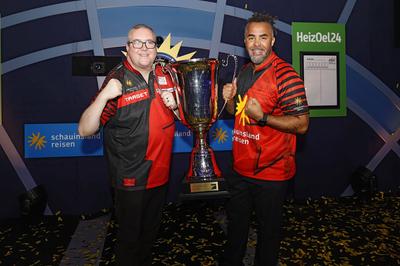 Stephen Bunting, Patrick Owomoyela-stock-photo