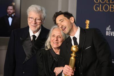 81st Annual Golden Globe Awards - Press Room-stock-foto