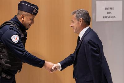 Sarkozy trial on charges of accepting illegal campaign financing from Libya-stock-foto