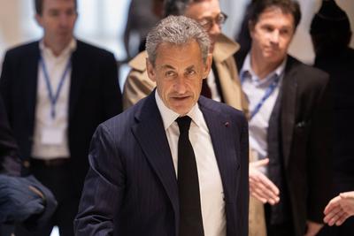 Sarkozy trial on charges of accepting illegal campaign financing from Libya-stock-foto