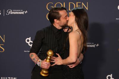 81st Annual Golden Globe Awards - Press Room-stock-foto