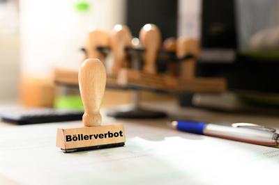 Stock- und Symbolbilder Böller, Feuerwerk, Raketen, Knallkörper, Böllerverbot, Silvester-Feuerwerk-Verbot, Silvester, Fe-stock-foto