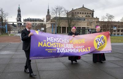 Kirchen starten Kampagne zur Bundestagswahl-stock-foto