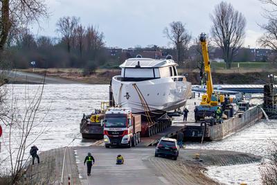 Luxusyachten auf der boot 2025-stock-foto
