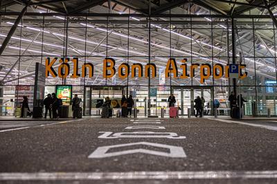 Mehr als 10 Millionen Flugg?ste im Flughafen K?ln/Bonn - 06.01.2024-stock-foto