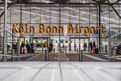 Mehr als 10 Millionen Flugg?ste im Flughafen K?ln/Bonn - 06.01.2024-stock-foto