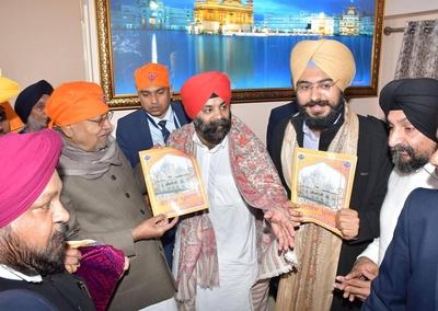 Bihar CM Nitish Kumar Pays Obeisance At Harimandir Jee Patna Saheb Gurudwara On Occasion Of Guru Govind Singh Prakash Parv-stock-foto