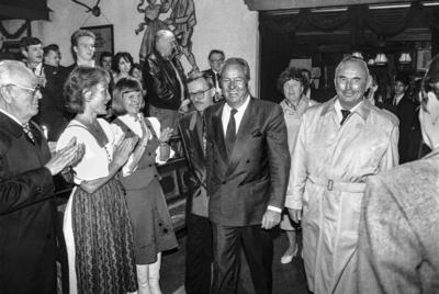Jean-Marie Le Pen, Franz Sch?nhuber, Treffen der rechtsextremen Parteien in Bad Reichenhall, Oktober 1989 Deutschland, B-stock-photo