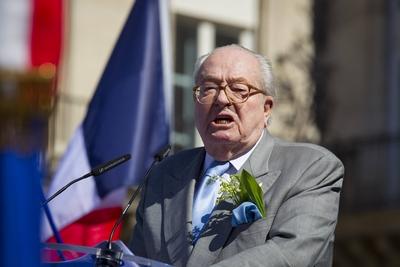 Rede Jean Marie Le Pen NEWS Rede JeanMarieLePen Paris 01 05 2016 StephenCailletx PUBLICATIONxN-stock-foto