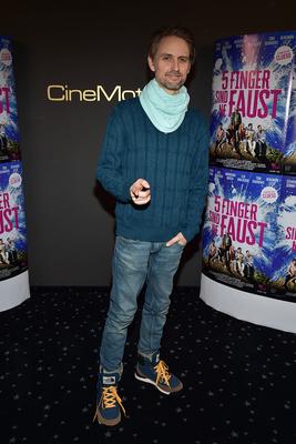 Kino-Tour von F?NF FINGER SIND NE FAUSTF?NF FINGER SIND NE FAUST Kino Tour-stock-photo