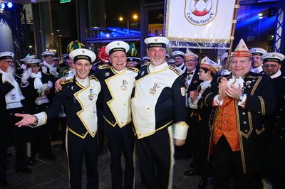 K?lner Karneval Dreigestirn zieht in die Hofburg-stock-photo