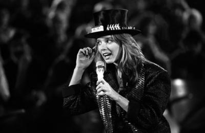 Stars in der Manege im Circus Krone in M?nchen Desiree Nosbusch-stock-foto