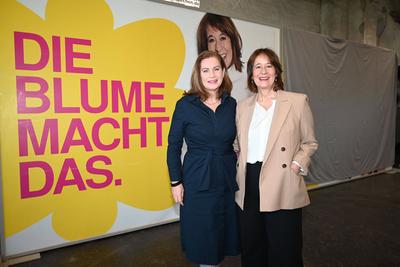 FDP-Spitzenkandidatin Katarina Blume stellt B?rgerschaftswahlkampagne in Hamburg vor-stock-foto