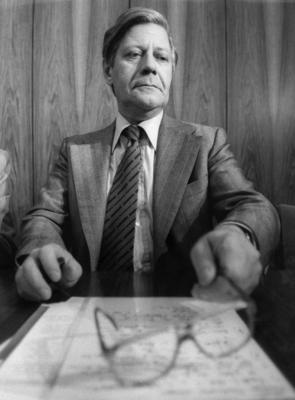 Bundeskanzler Helmut Schmidt, SPD. Bonn den 15.09.1977, Bonn Deutschland PUBLICATIONxINxGERxSUIxAUTxONLY Copyright: xTh-stock-foto