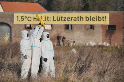 Datum: 10.01.23 / Ort: Lützerath (NRW) Immer intensiver bereitet die Polizei in Lützerath nun die für morgen angedachten-stock-photo