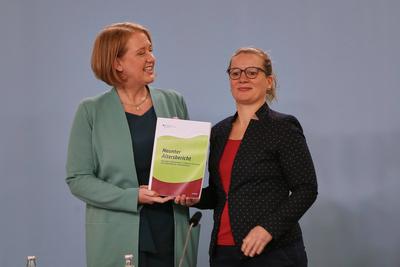 News Bilder des Tages Berlin, Deutschland, 08.01.2025: Familienministerium: Vorstellung Altersbericht zur Lage ?lterer M-stock-foto