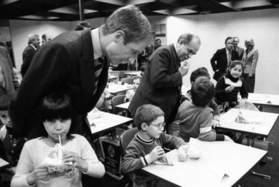 7.Interschul 1980 DEU, Deutschland, Dortmund: Die Bildungsmesse 7.Interschul 80 am 05.05.1980 in der Westfalenhalle Dor-stock-foto