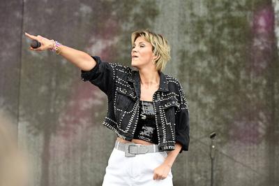 Anna Maria Zimmermann beim Radio Schlagerparadies Sommer Open Air 2024 im Messepark. L?bau, 23.06.2024 *** Anna Maria Zi-stock-foto