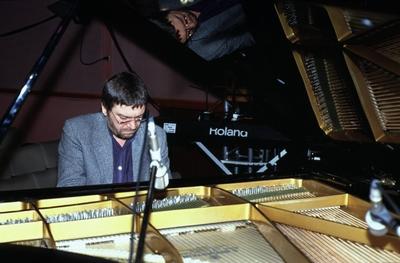 1/ Jazzfest 90: Ulrich Gumpert im Berliner Delphi , p, piano, Zentralquartett, DDR, Jazz, Jazzmusik, Jazzmusiker, Musike-stock-foto