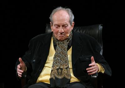Gespr?ch des Kabarettisten und Schauspielers Otto Schenk mit Herbert Fechter, mit dem Titel Es war sehr sch?n, es hat mi-stock-photo