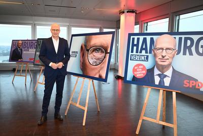 Peter Tschentscher und die SPD Hamburg stellen ihre Wahlkampagne 2025 vor-stock-foto