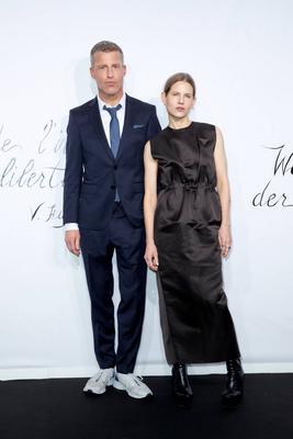 Grand Opening des Montblanc Hauses in Hamburg Benjamin von Stuckrad-Barre und Aino Laberenz auf dem roten Teppich beim G-stock-photo
