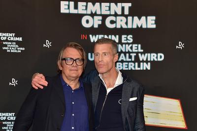 Charly H?bner DOKU mit ELEMENT OF CRIME Sven Regner, Benjamin von Stuckrad-Barre Ankunft zur Premiere Der neue Dokumenta-stock-photo