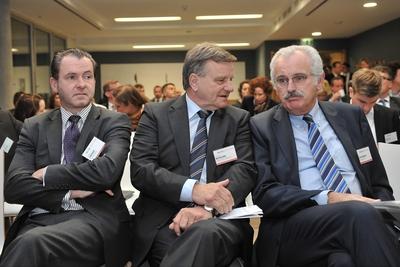 Bildnummer: 58720039  Datum: 19.11.2012  Copyright: imago/Michael Schulz19.11.2012, Quadriga Forum Berlin, Berlin, GER, Politik, Politikkongress Berlin 2012 I m Bild Dr. Martin Lindner FDP, Dr. Hartmut Mehdorn Air Berlin, Journalist Ulrich Deppendorf ARD (v.l.n.r.) People Politik xns x0x 2012 quer premiumd Politikkongress Fachtagung f?r Politische Kommunikation Multi-Level Lobbying Berlin 2012 58720039 Date 19 11 2012 Copyright Imago Michael Schulz 19 11 2012 Quadriga Forum Berlin Berlin ger politics  Berlin 2012 I M Picture Dr Martin Lindner FDP Dr Hartmut Mehdorn Air Berlin Journalist Ulrich Deppu0026#39;s village ARD V l n r Celebrities politics xns x0x 2012 horizontal premiumd  Symposium for political Communication Multi Level Lobbying Berlin 2012-stock-photo