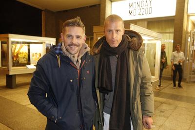 Klaas Heufer-Umlauf und Benjamin von Stuckrad-Barre / Deutschlandpremiere OASIS: SUPERSONIC am 27. Oktober 2016 im Kino-stock-foto