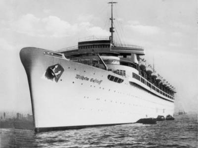 Feature / Symbol: Wilhelm Gustloff 04/07 teu Schiff Boot Marine Ozeanriese Flotte Passagierschiff Kreuzfahrtschiff Fl?c-stock-foto