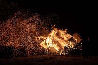 11.01.2025: Weihnachtsbaumverbrennung in Siegen-Oberschelden-stock-foto