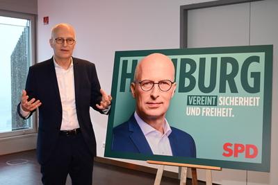 Peter Tschentscher und die SPD Hamburg stellen ihre Wahlkampagne 2025 vor-stock-foto