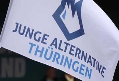 Zukunft fuer Deutschland - Demo der AfD in Erfurt 29.04.2023, Erfurt, Theaterplatz, Grossdemonstration / Kundgebung der-stock-foto