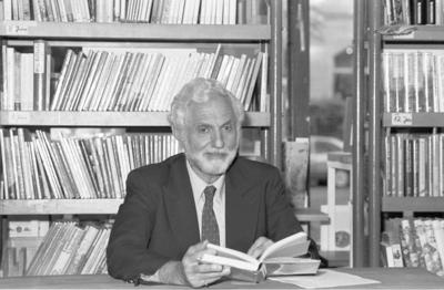 Carl Djerassi (Wissenschaftler) 05/91 Pop Carl Djerassi im Mai 1991 Mann Autor Wissenschaft Pille Anti Baby Verh?tung A-stock-foto